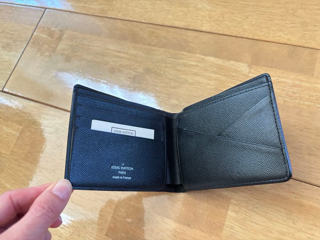 LOUIS VUITTON ルイ・ヴィトン ダミエ　二つ折り財布