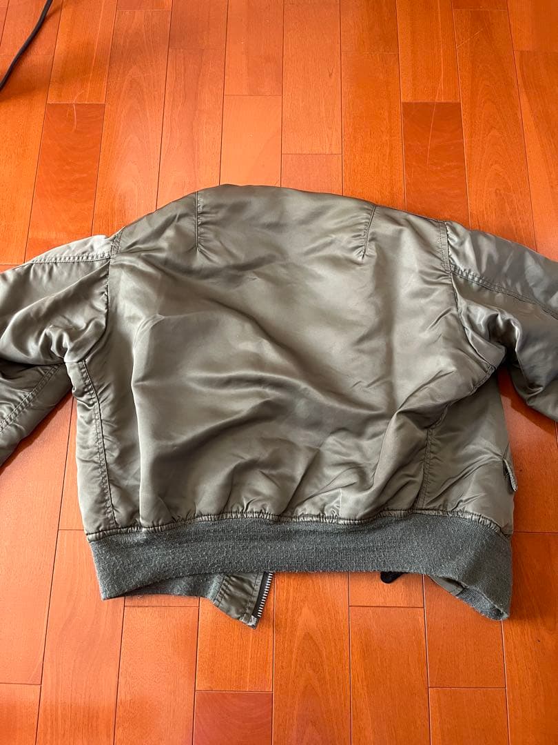 t*k様 70s中期モデル　MA1リバーシブル着用可能22.300→18.300