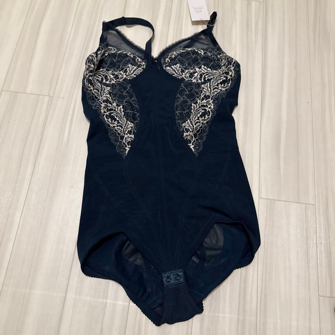 ダイアナ　ボディースーツ　ガードルセット