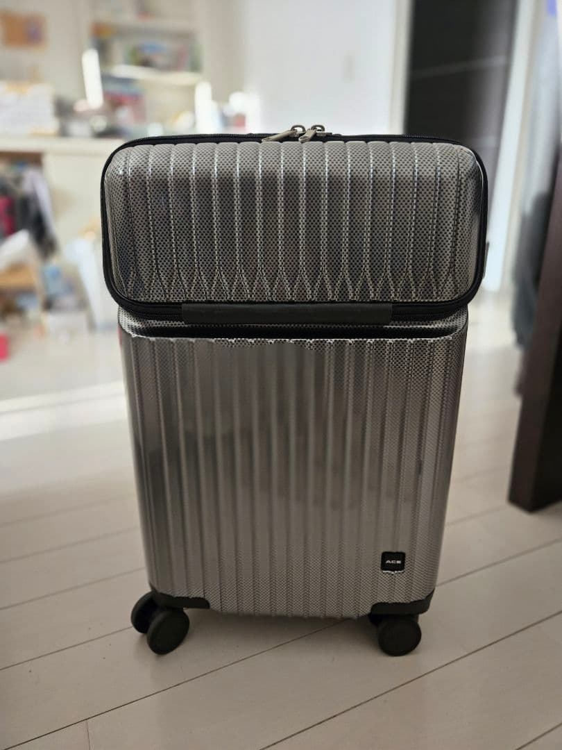 ACE/エース フロントポケット付スーツケース 34L ユニセックス