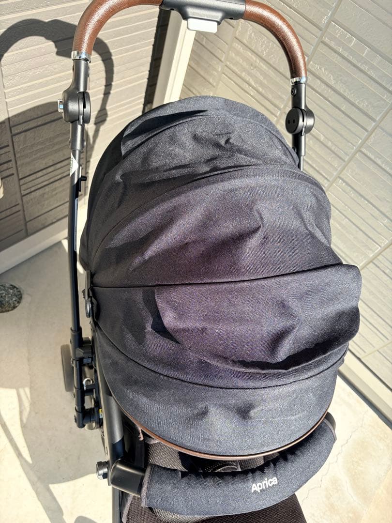 アップリカ　ラクーナクッションフリープラス　AB ベビーカー　4輪