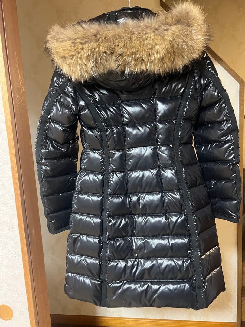 モンクレール エルミファー　リアルファー　ブラック　00