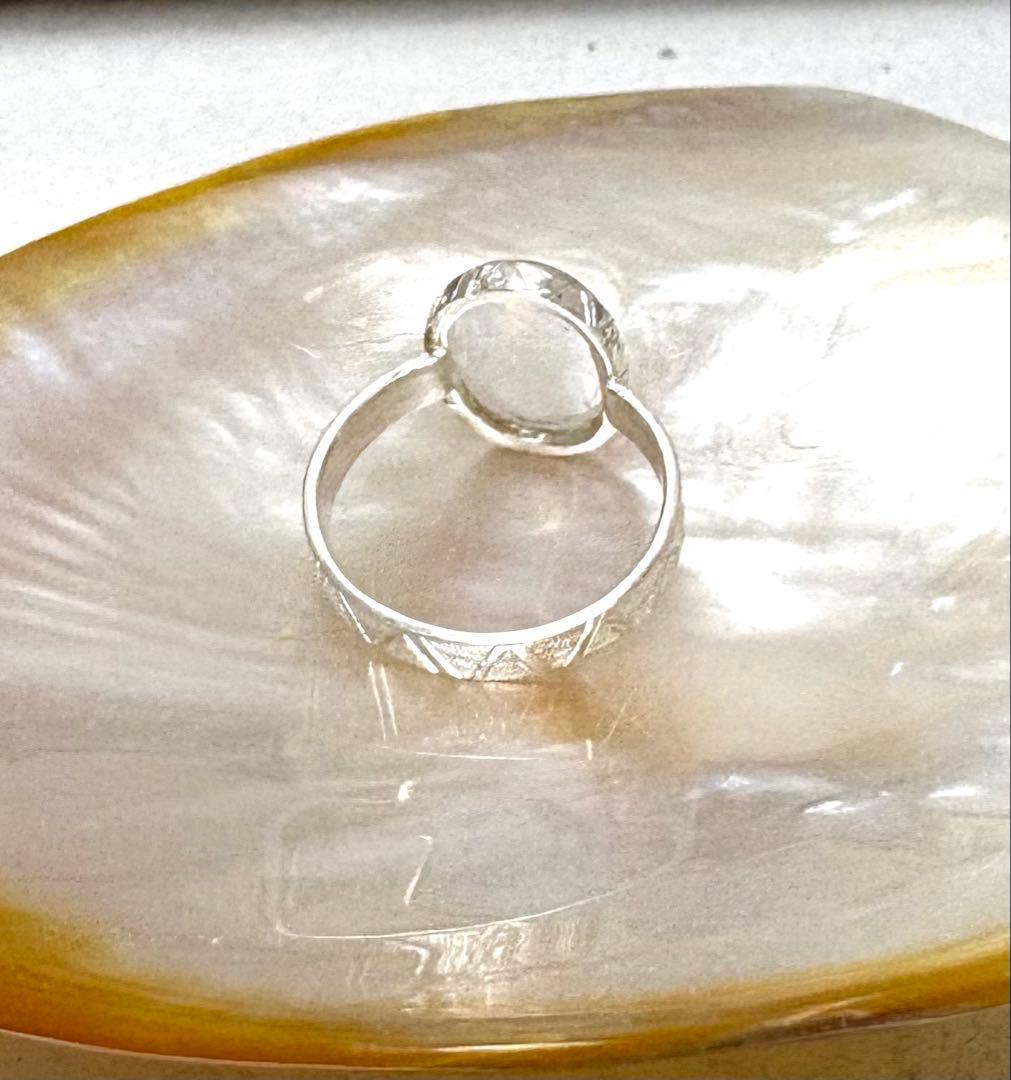 ムーンストーン手彫りシルバーリング
