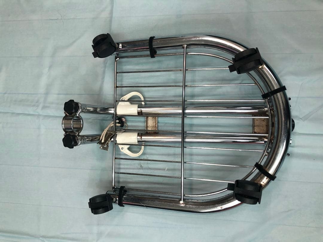 値下げしました中古移動式携帯洗髪台　楽シャン君