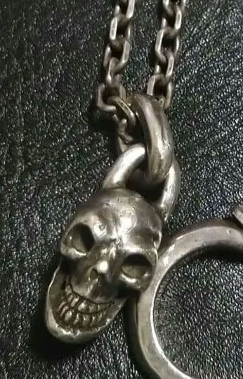 ガボール　シングルスカルペンダント　ネックレスチェーンセット