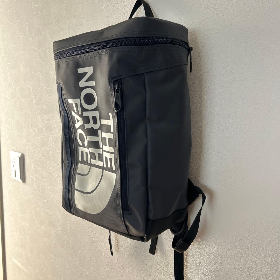 THE NORTH FACEヒューズボックスほぼ未使用品