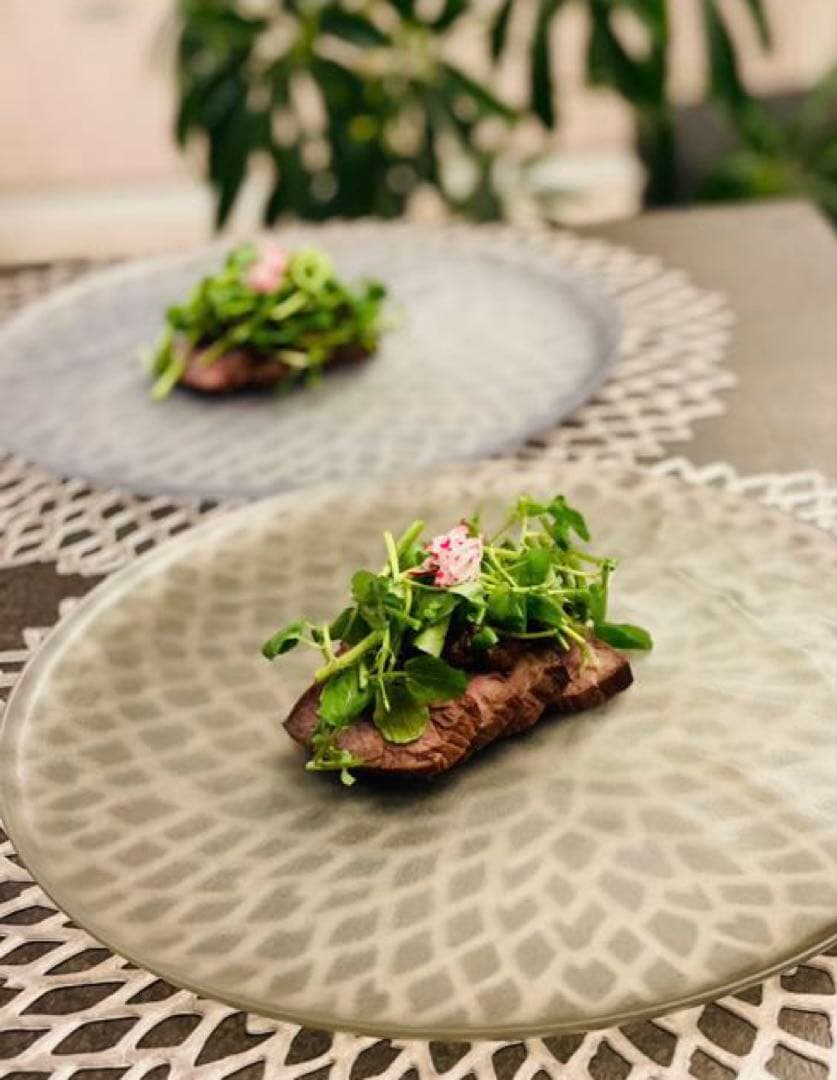 【美品】早い者勝ち！黒系ARAS 大皿ウェーブ斜め小鉢 カトラリー 2人用 ペア