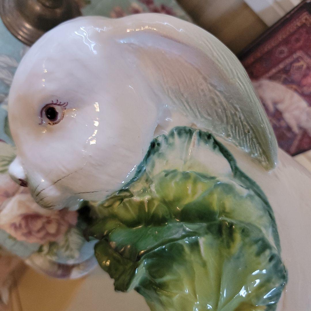 ウサギの置物　陶器製　ヴィンテージ　垂れ耳ウサギのオブジェ　希少