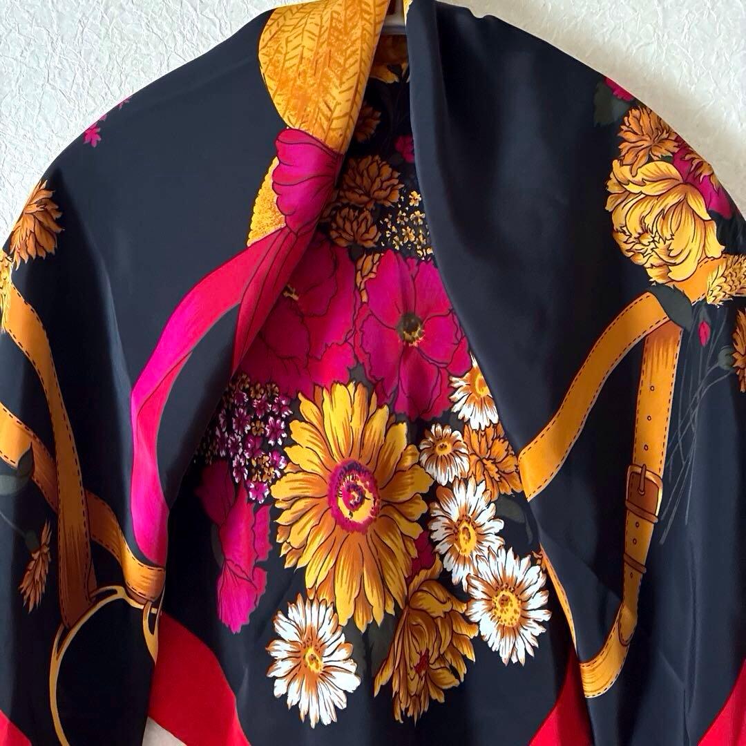 GUCCI 麦わら帽子と花柄大判シルクスカーフ タグ付き　美品　フランス製　専用