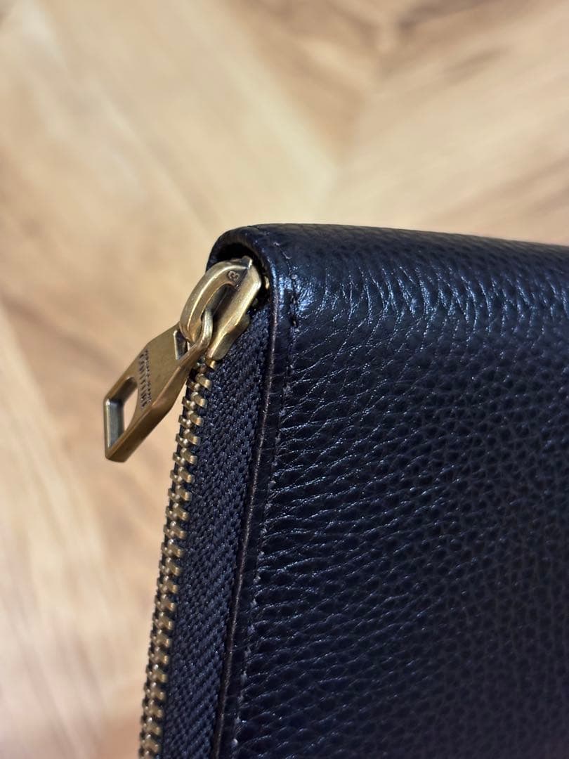 【極美品】ヴェルサーチ ジーンズ クチュール コンパクトウォレット シボ革