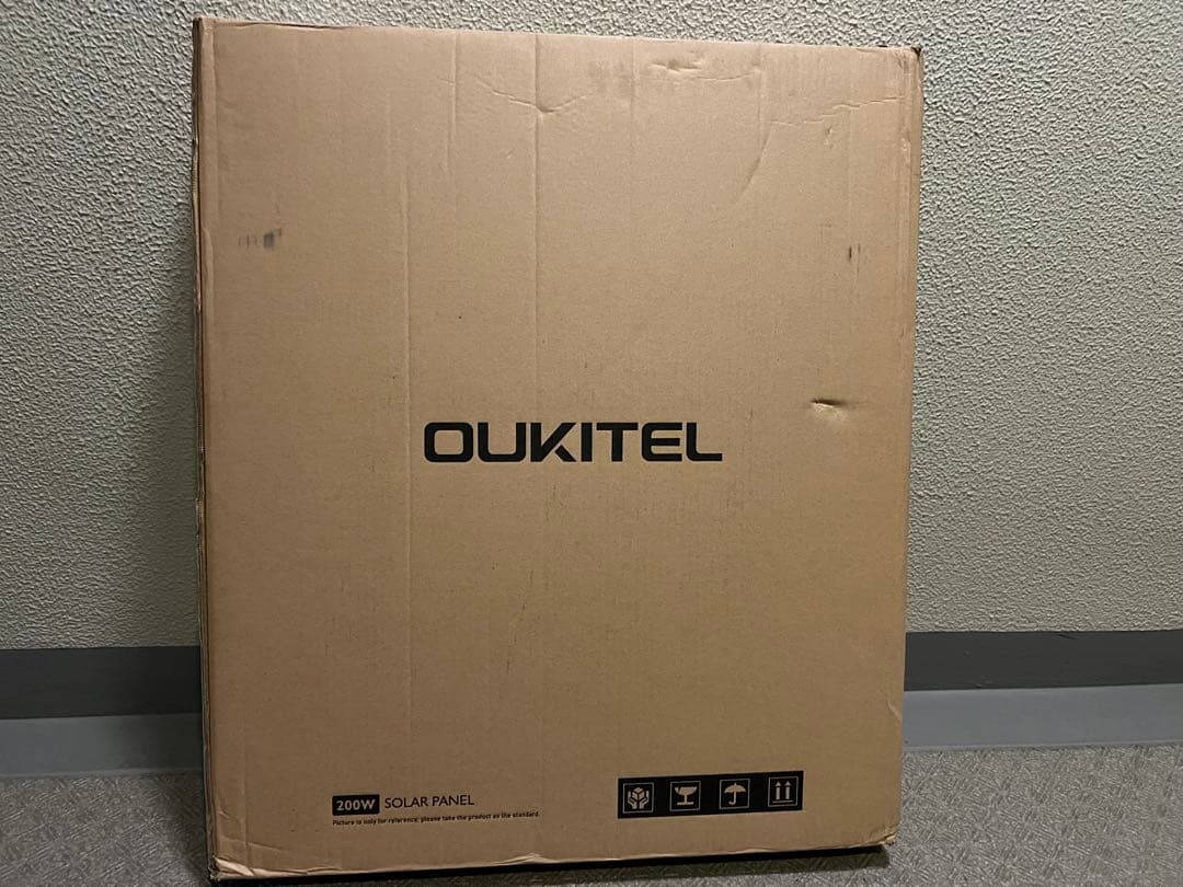 OUKITELソーラーパネル200W 折りたたみソーラーチャージャー