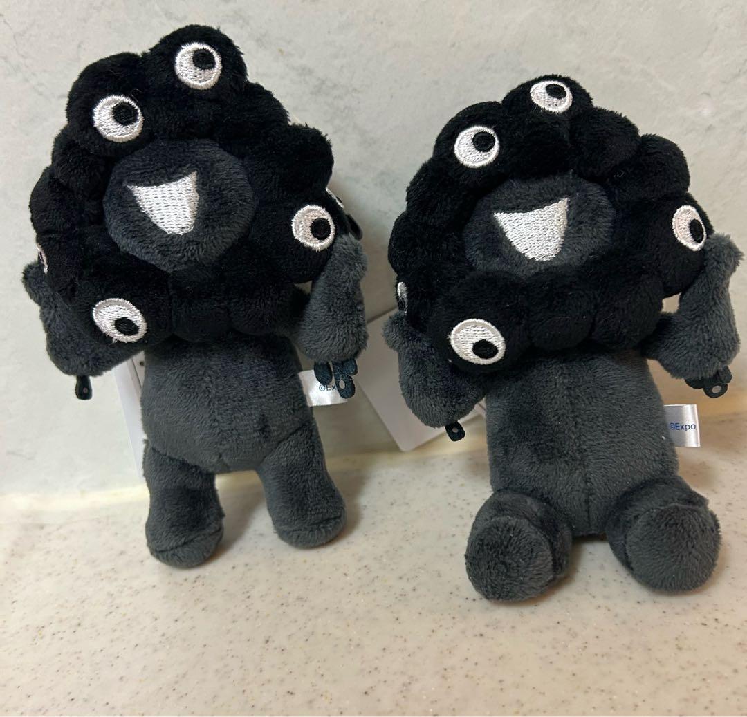 お顔厳選！大阪万博　黒ミャクミャクカラビナ付き　セット　EXPO2025