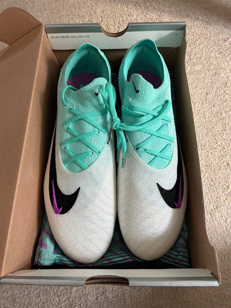 Nike phantom GX ag レアカラー