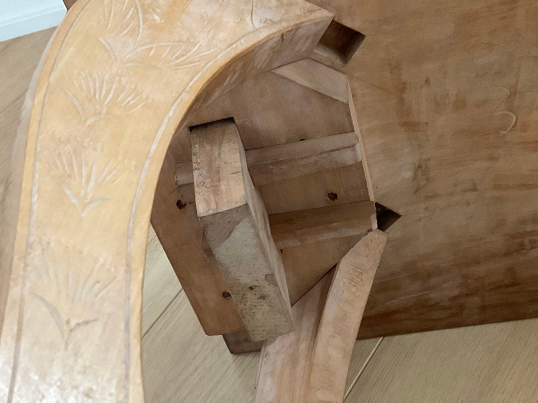 軽井沢彫り　桜彫刻　ダイニングチェア　椅子　イス　軽井沢彫　伝統工芸品