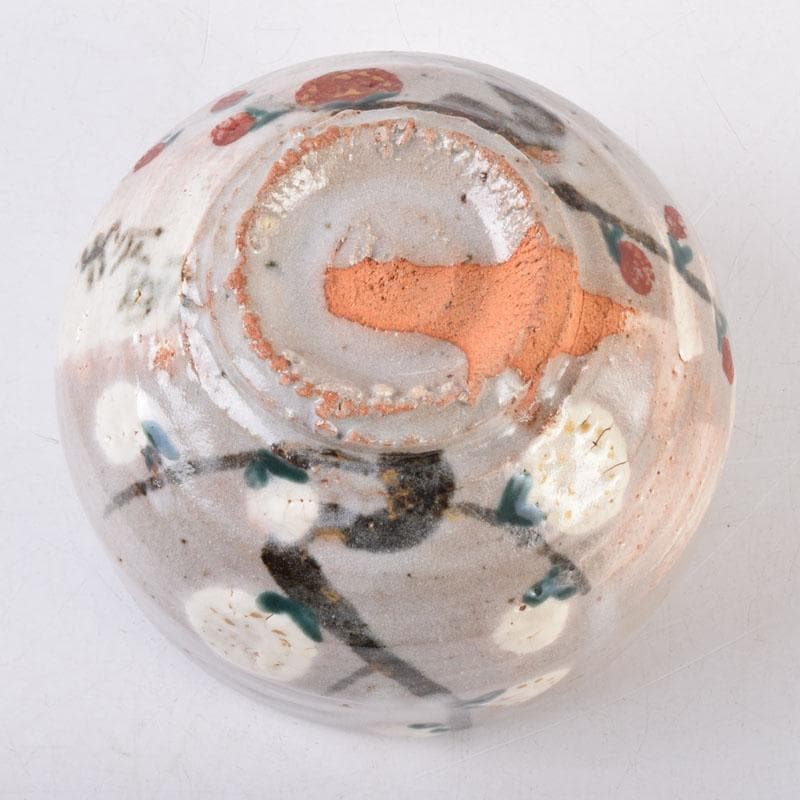 茶道具　虎渓山　水月窯造　色絵　紅白梅文　茶碗　共箱　C　8492