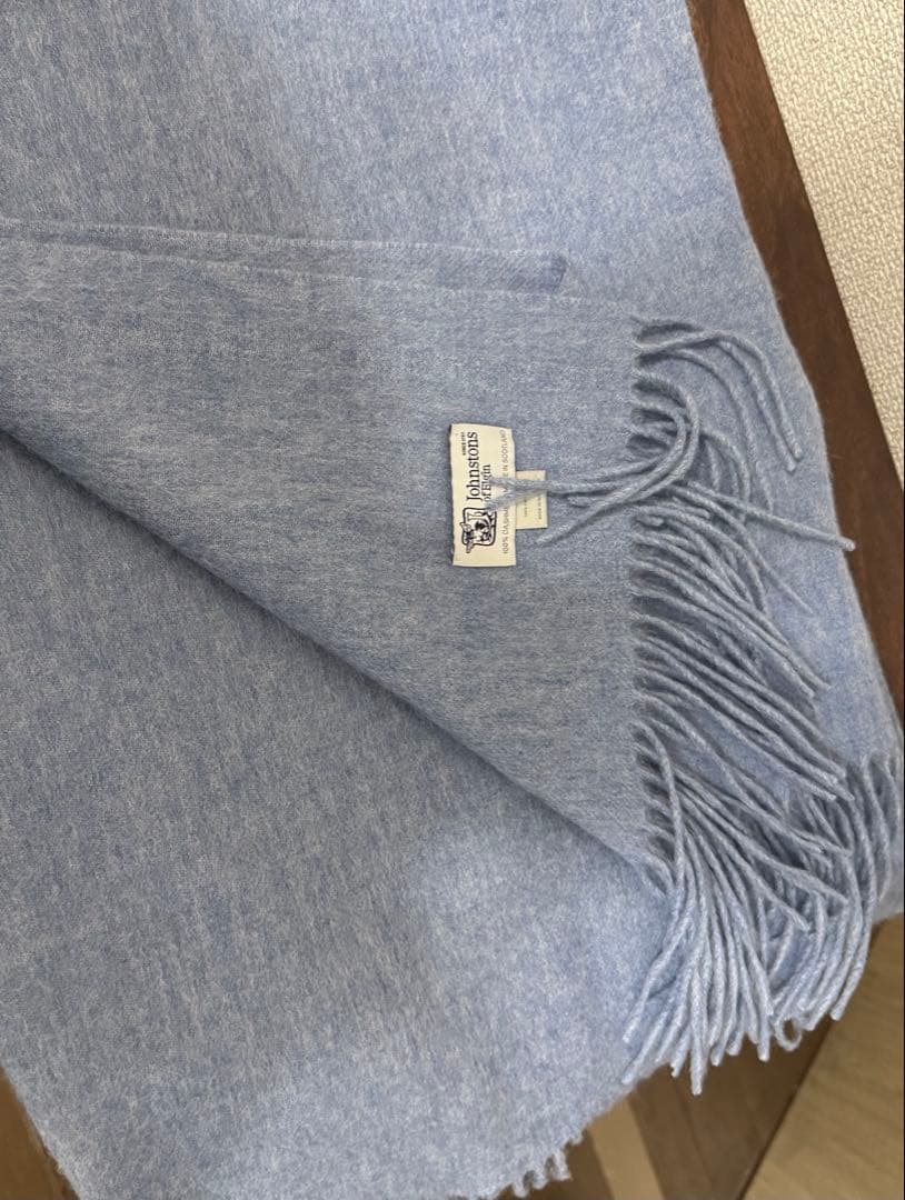 Johnstons of Elgin 100%カシミヤマフラー　大判