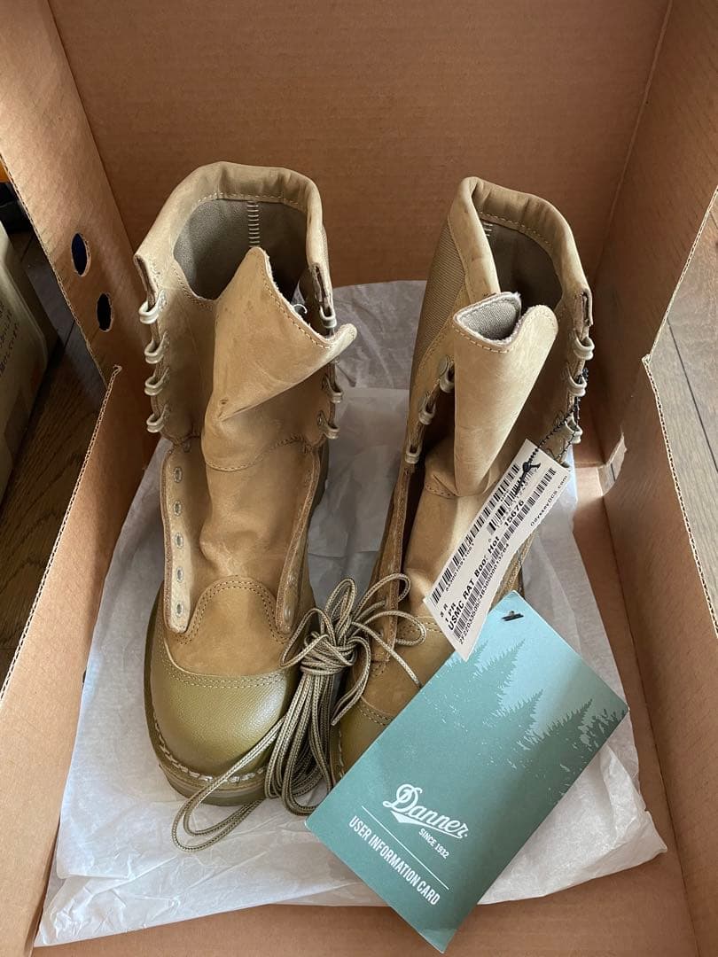 Danner ミリタリーブーツ ベージュ　新品未使用　米軍支給品