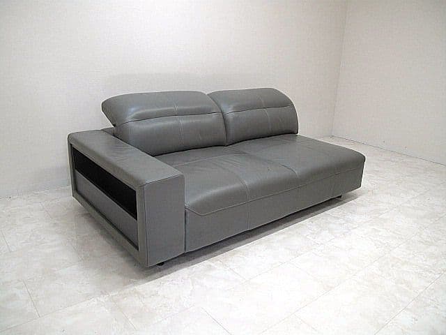 ボーコンセプト「ハンプトン」 片アーム本革ソファ　 可動ヘッド　 約105万