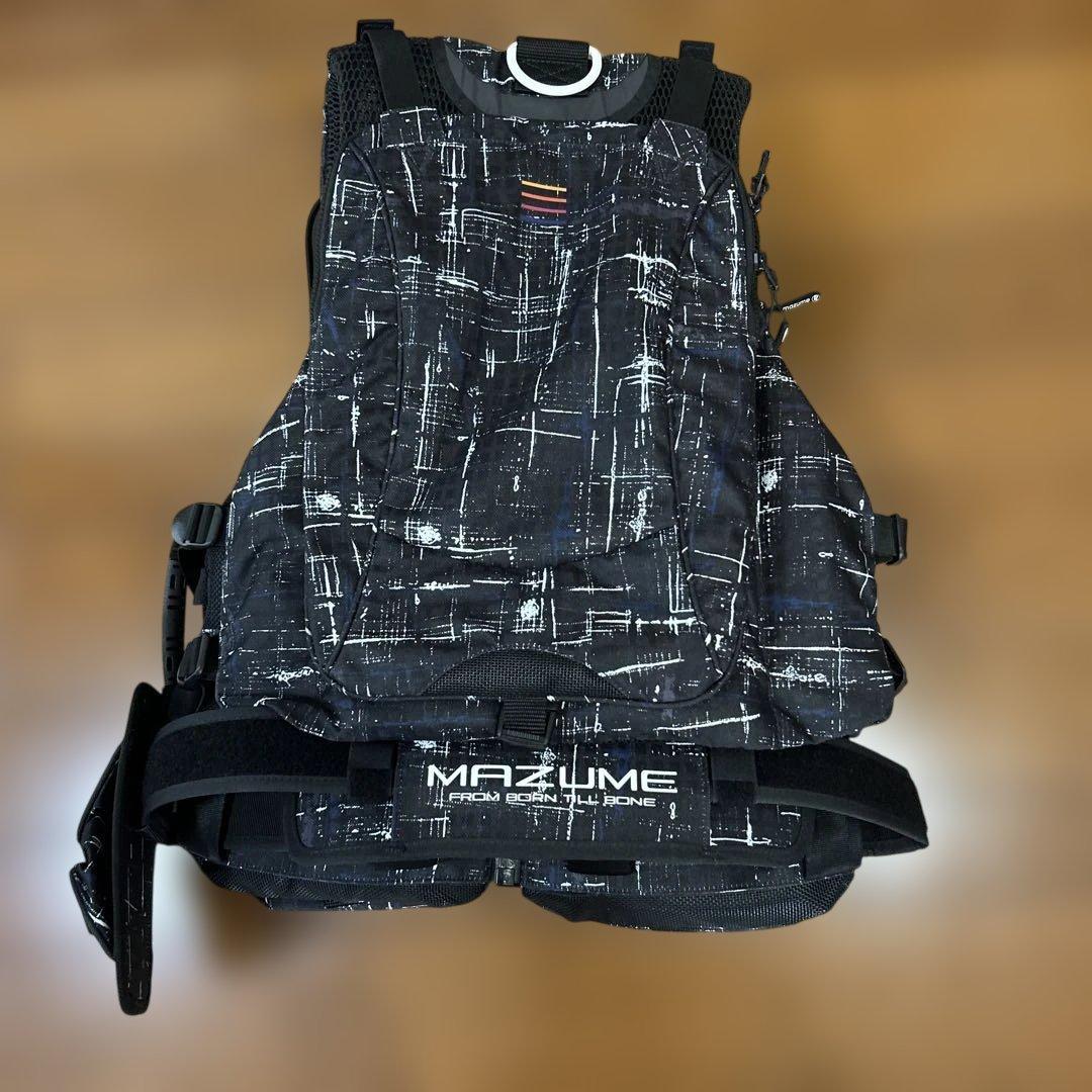 mazume マズメ ライフジャケット MZLJ-828 現行型 ポーチ付き