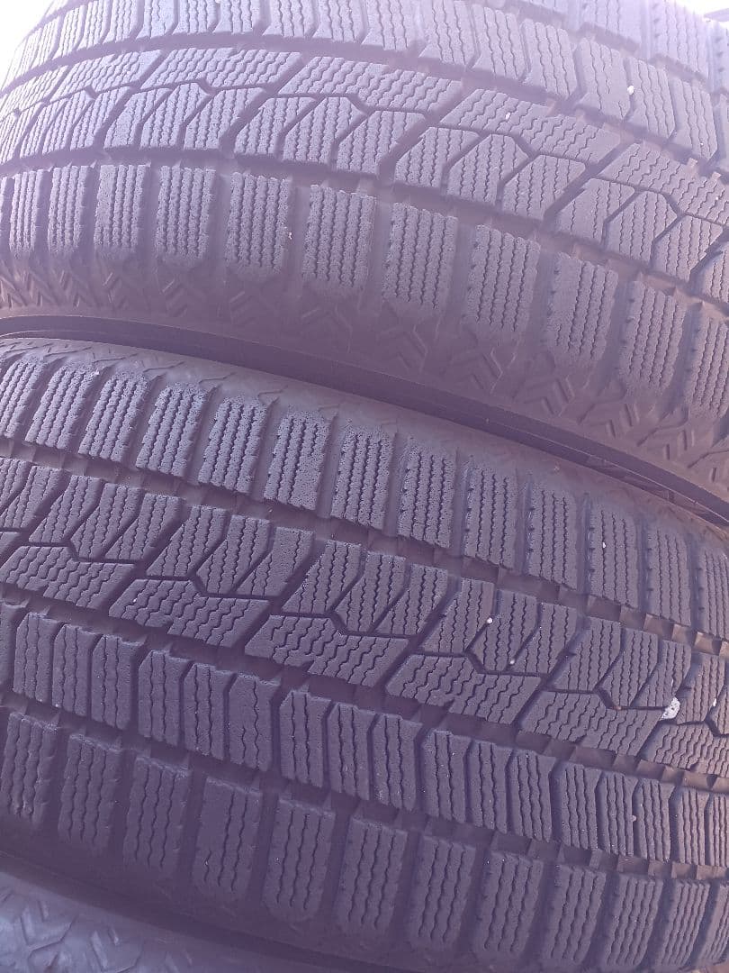 山下竜弥①215/60R16 4本　ばり山　スタッドレス　トーヨ