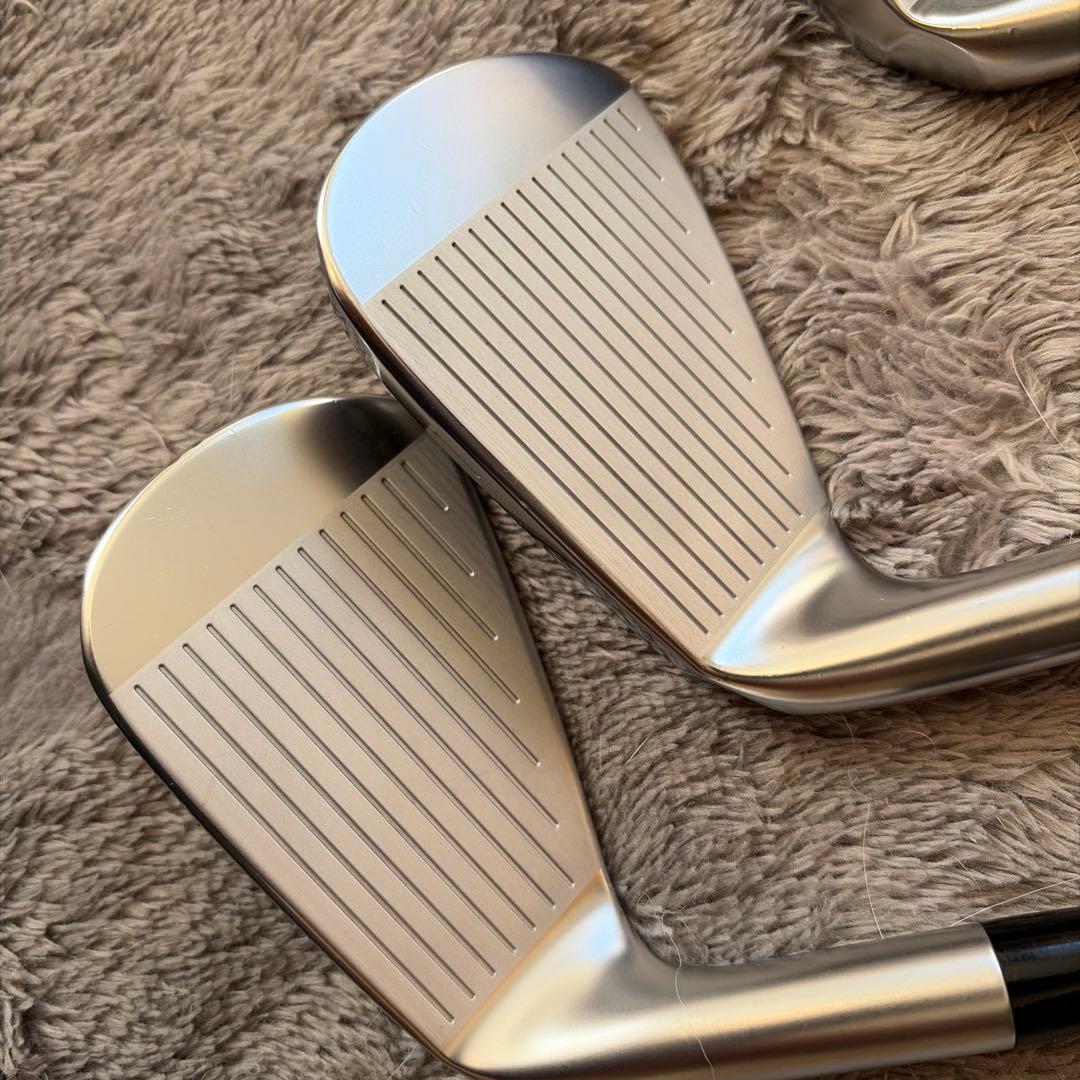 Zxi7 アイアン Travil95R スリクソン　7〜P