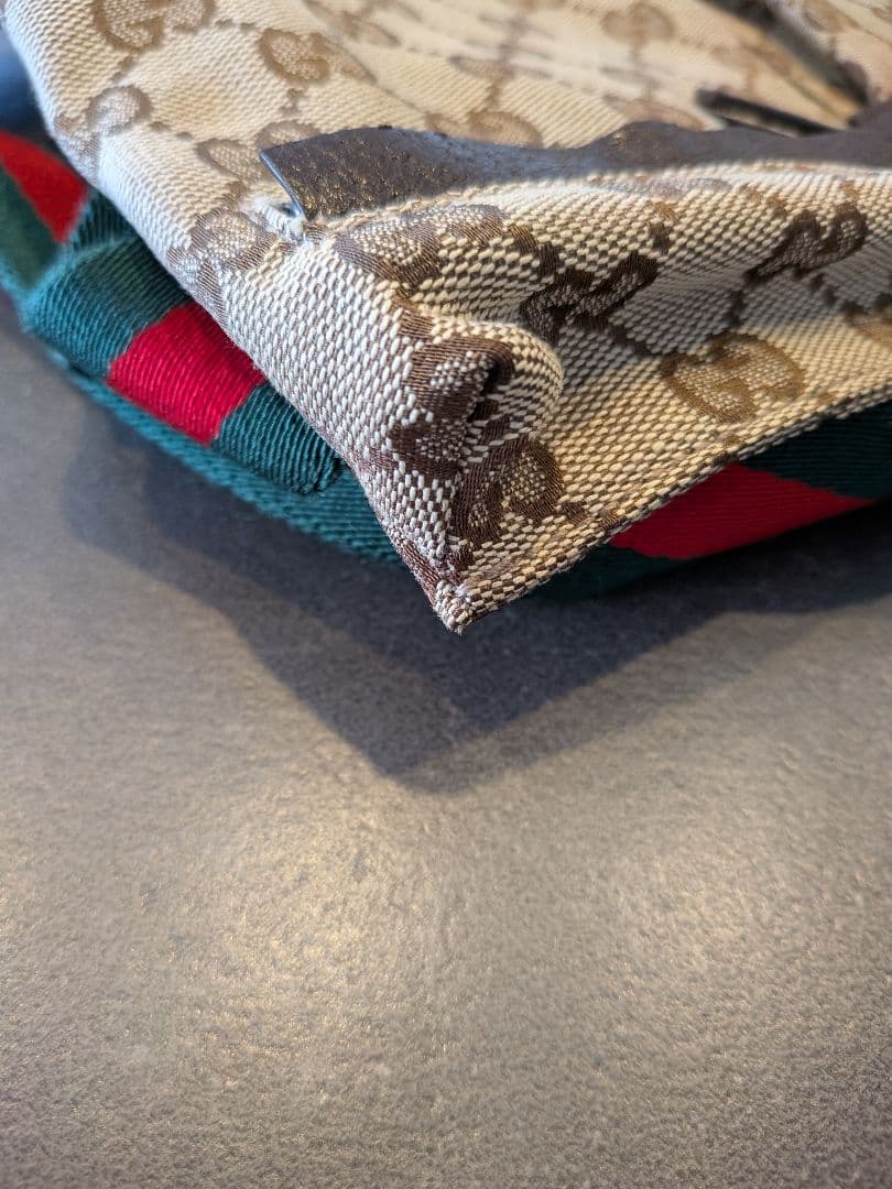 ✨超美品✨ Gucci ボディバッグ・ウエストポーチ