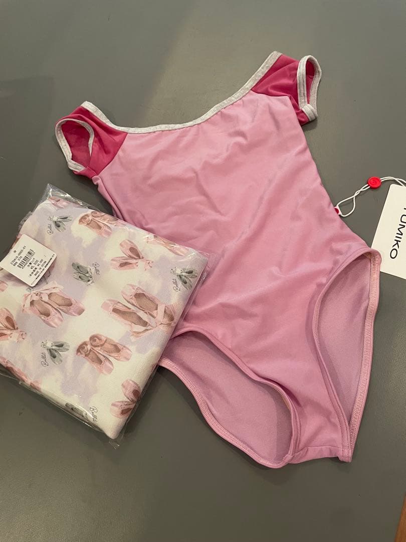 新品YUMIKO ピンク レオタード 14 バック付き