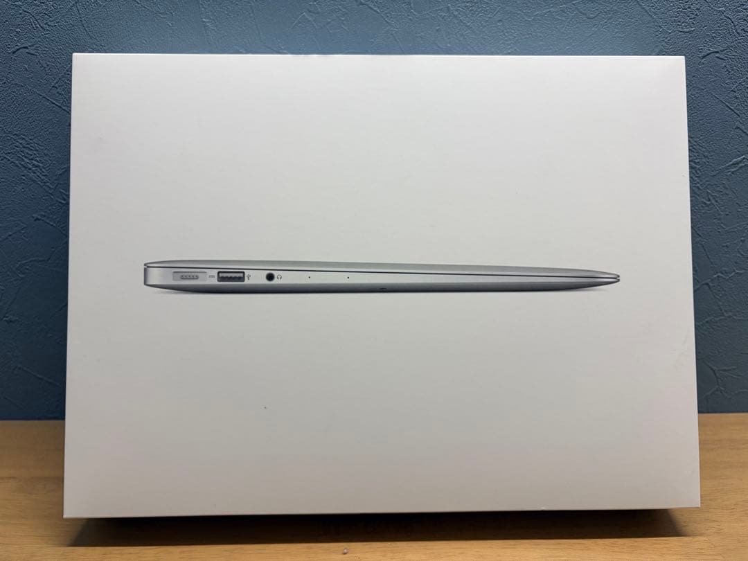 MacBook本体 MacBook Air 13inch i7/8GB/256GB BigSur