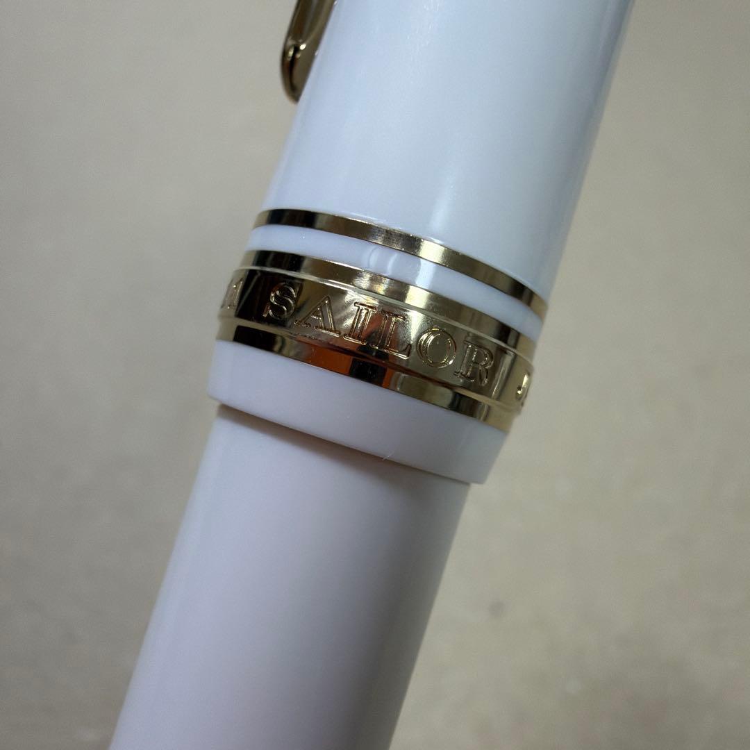 新品 SAILOR セーラー 万年筆 プロフィット 21 F ホワイト 21k