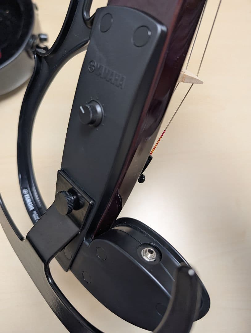 ヤマハ YAMAHA サイレントバイオリンセット YSV104 ハードケース付き