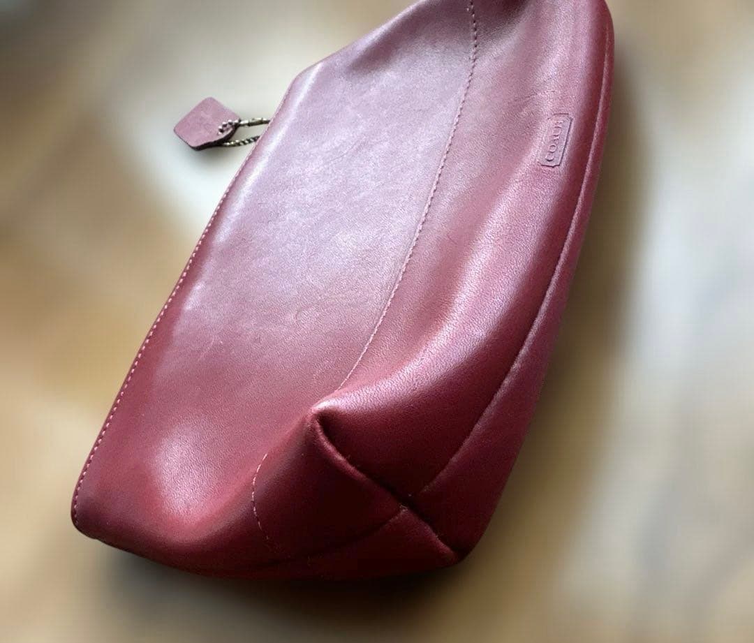 COACHオールドコーチ　赤色小物入れ
