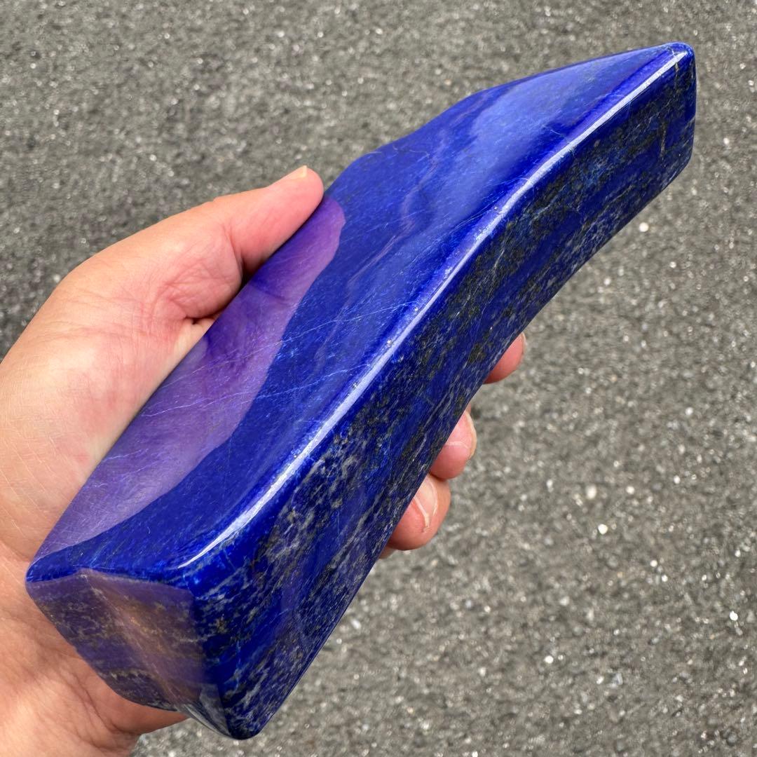 ☆ラピスラズリ☆宝石級☆引寄せ☆約700g☆アフガニスタン産☆天然無着色☆磨き石