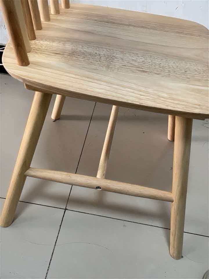 ナチュラルウッドスピンドルバックダイニングチェア(1個)