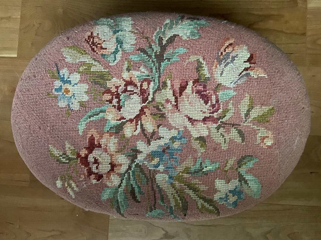 バティさま専用　プチポワン　フランス　アンティーク　フットスツール　オットマン