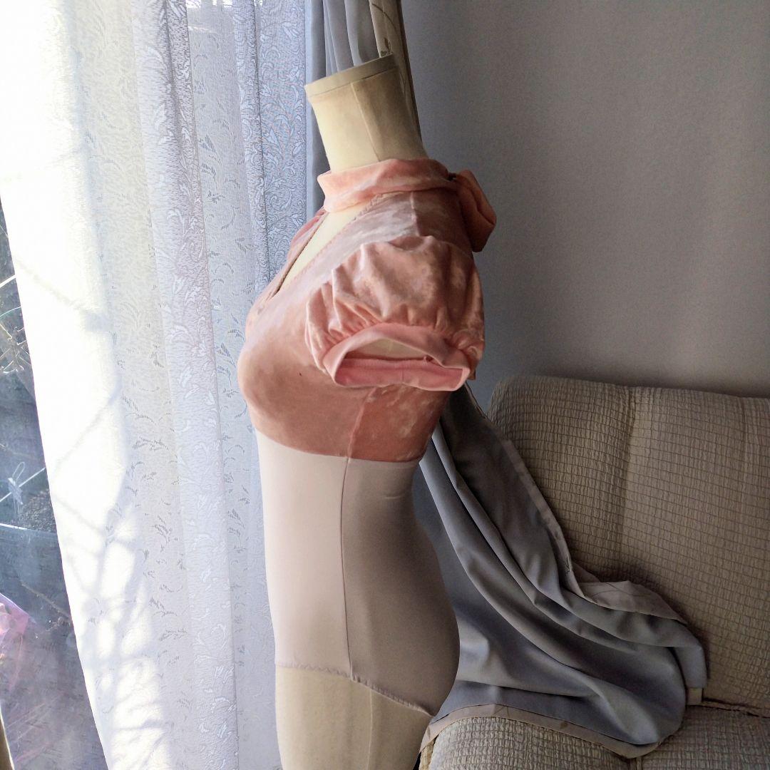 Ｓ～Ｍサイズ／可愛いベビーピンククラッシュベロアのチョーカーリボン娘役レオタード