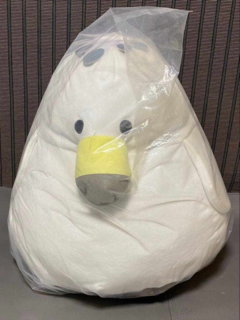 ガルル モンスターハンター　もちカワクッション フワフワクイナ　ぬいぐるみ