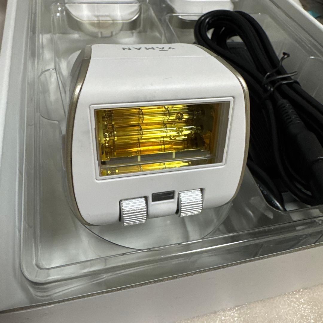 ヤーマン　光脱毛器　レイボーテクールプロ