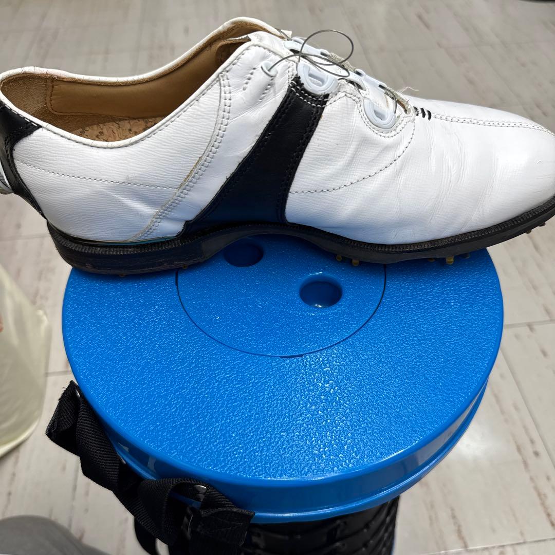 ICON BLACK ゴルフシューズ ホワイト/ブラック