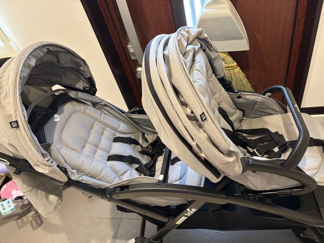 Joie ダブルシートベビーカー