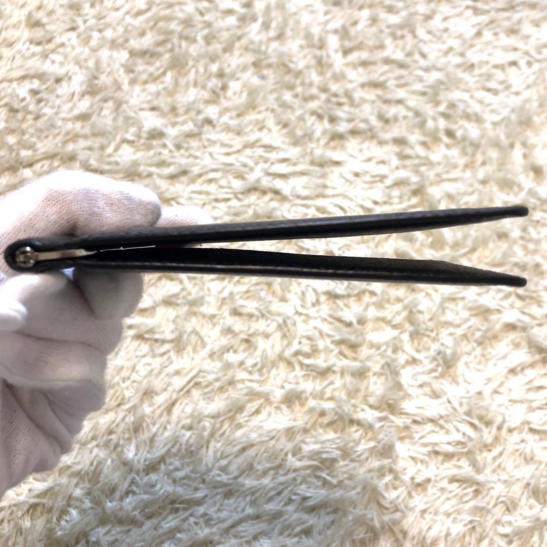 極美品✨ルイヴィトン タイガ　マネークリップ　レザー　折り財布 ブラック