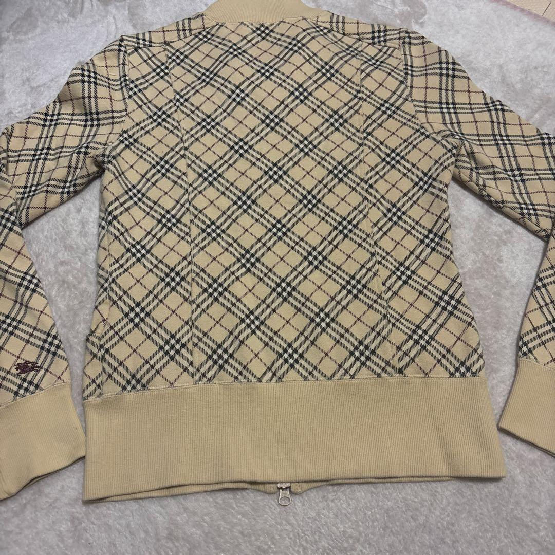 バーバリーブルーレーベルのノバチェック柄トラックジャケット