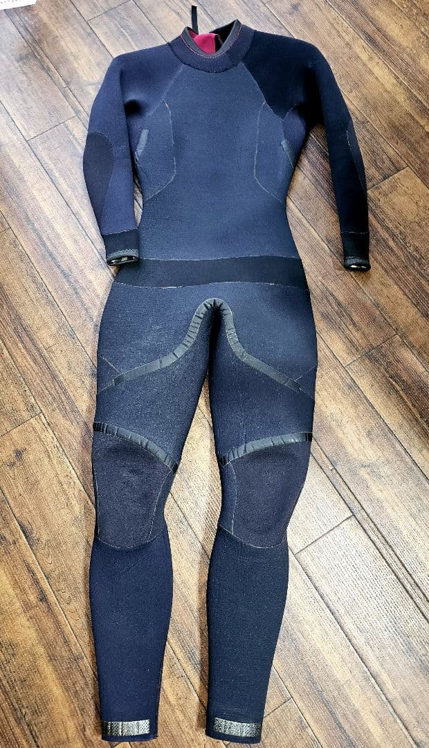 ZERO ONE フルスーツ ワインレッドに格子柄