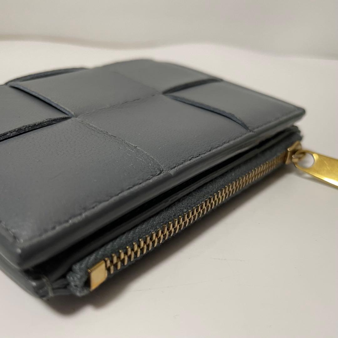✨️未使用級✨　Bottega Veneta マキシイントレチャート　折り財布