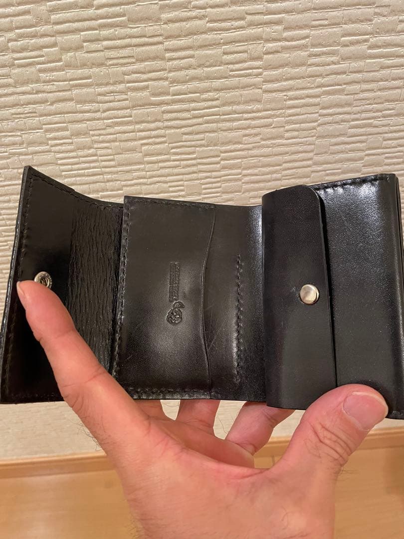 ヘビ革　アマコンダ　三つ折り財布　コンパクト財布