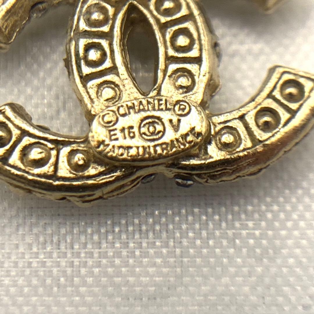 CHANEL シャネル　ココマーク　ピアス　刻印あり