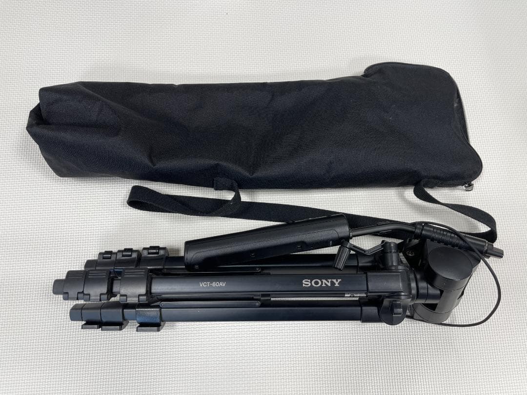 Sony HDR-CX180 ビデオカメラ・広角変換レンズ・三脚 一式