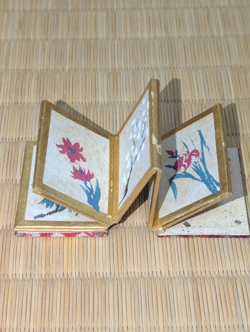 稀少！古い雛道具　花の絵の折り本