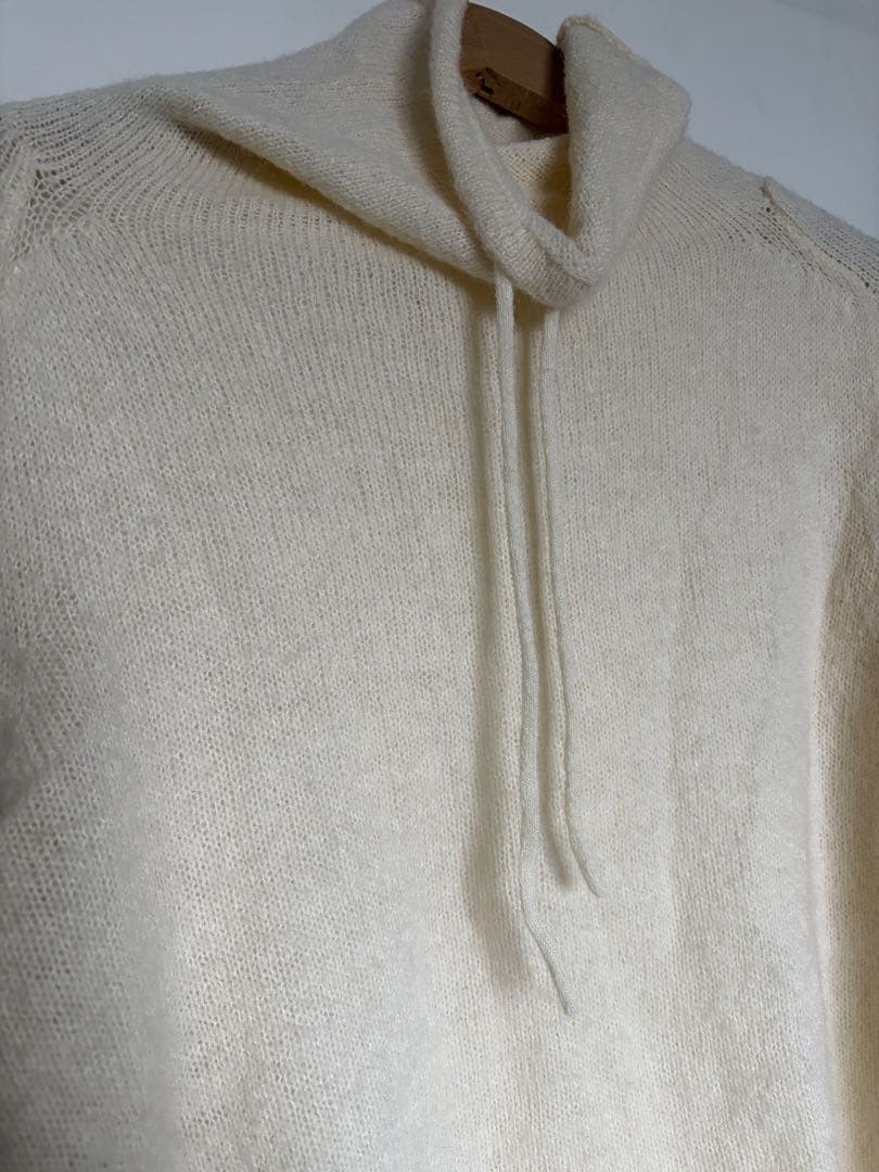 新品未使用　WIDE NECK KNIT TOP