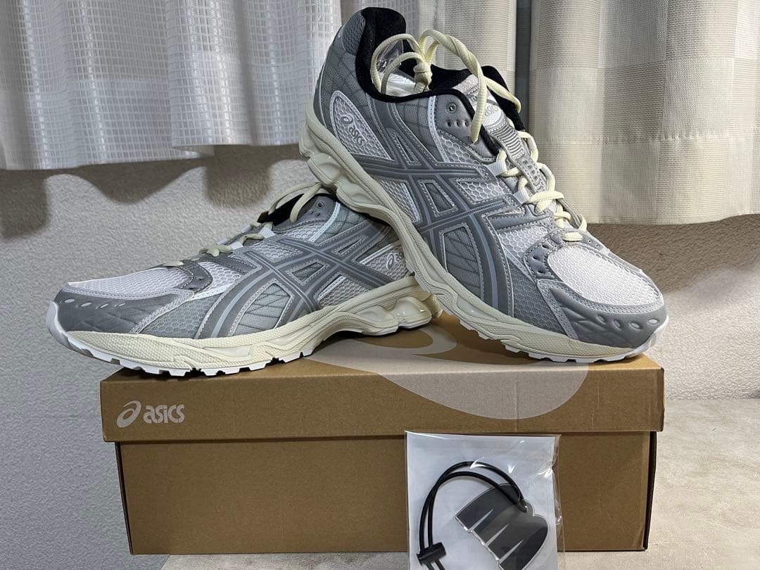 MIN-NANO × Asics Gel-Nimbus 10.1 White