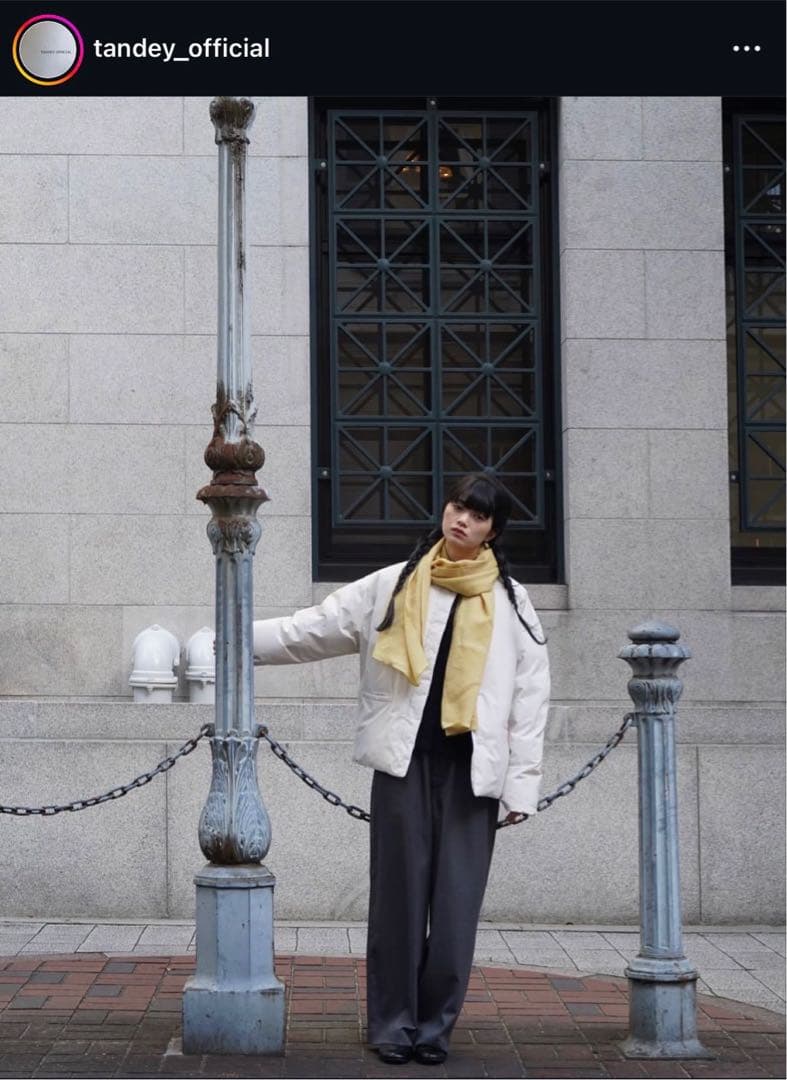 オローネ モノローグダウンコート 完売品 新品未使用 クリーム